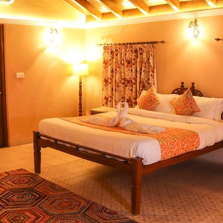 Surya Kiran Heritage Hotel Panaji Luaran gambar