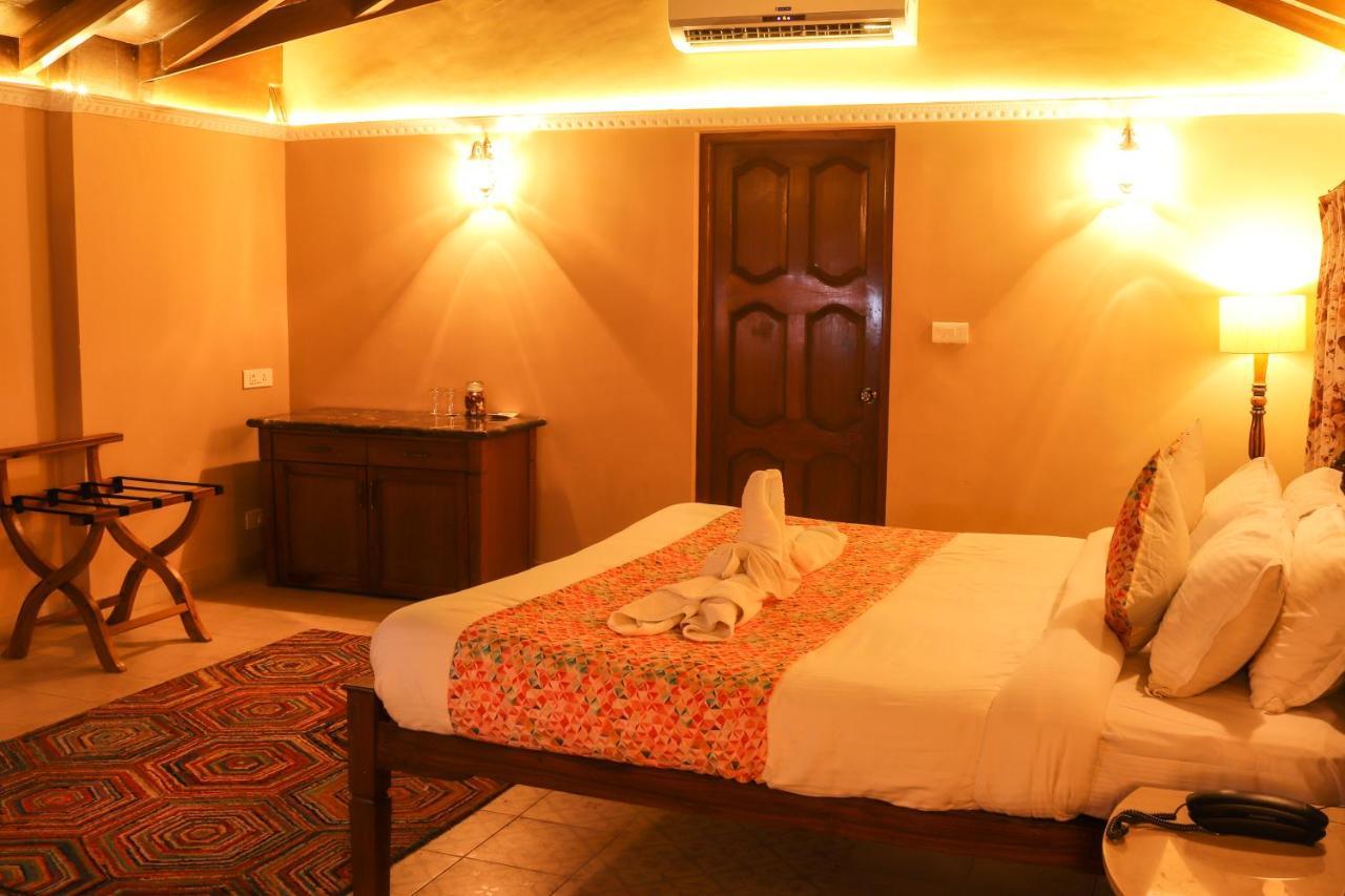 Surya Kiran Heritage Hotel Panaji Luaran gambar