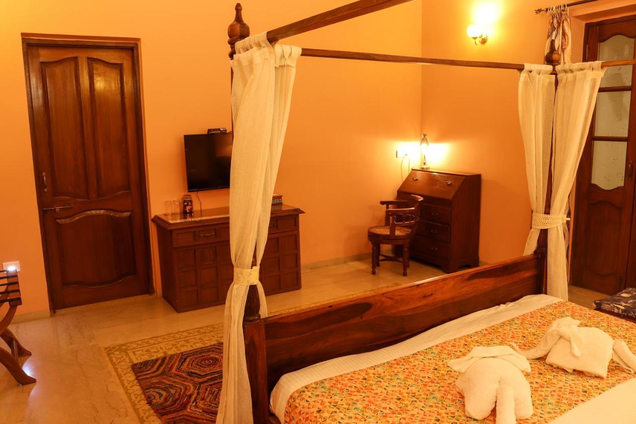 Surya Kiran Heritage Hotel Panaji Luaran gambar